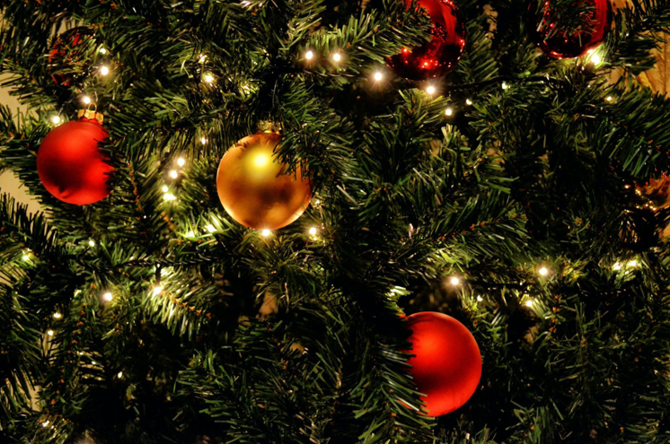 The Benefits and Safety of Artificial Christmas Trees for America